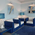 Отель Yachtsport Maggiore 5*