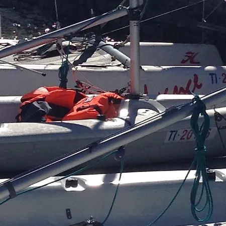 Yachtsport Maggiore فندق بريساغو