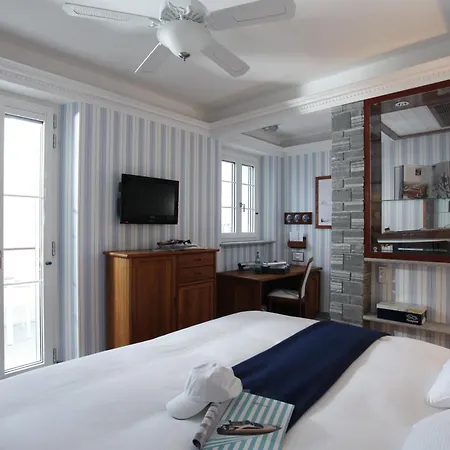 فندق Yachtsport Maggiore 5*