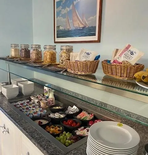 Hotel Yachtsport Maggiore