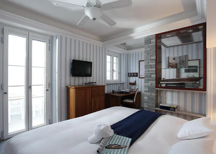 Hotel Yachtsport Maggiore 5*