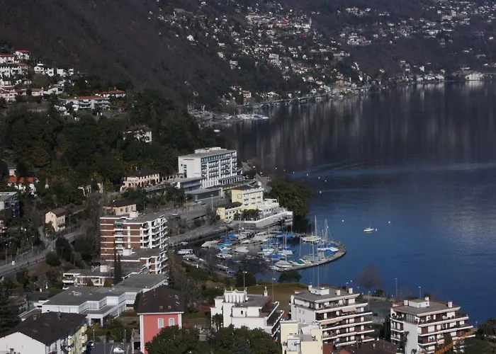 Yachtsport Maggiore Hotel